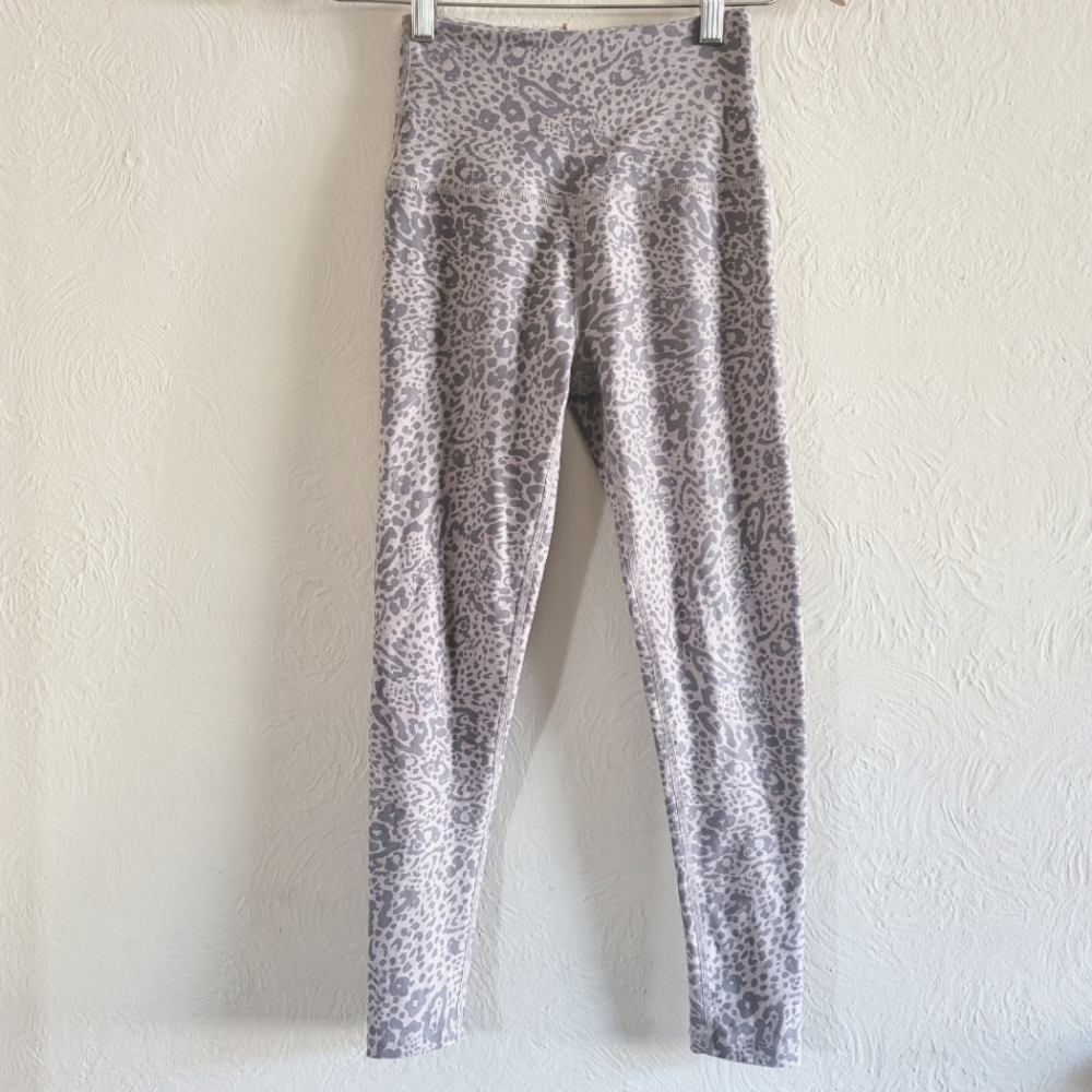Beyond Yoga, High-Waisted Legging, Spacedye Leopard Print, Greyish Pink, Size XS